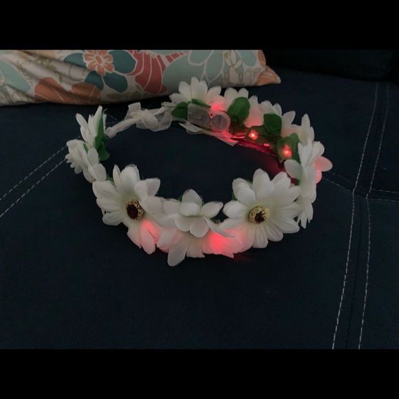 Led Rainbow Light up Flower Crown - Picture 5 of 7